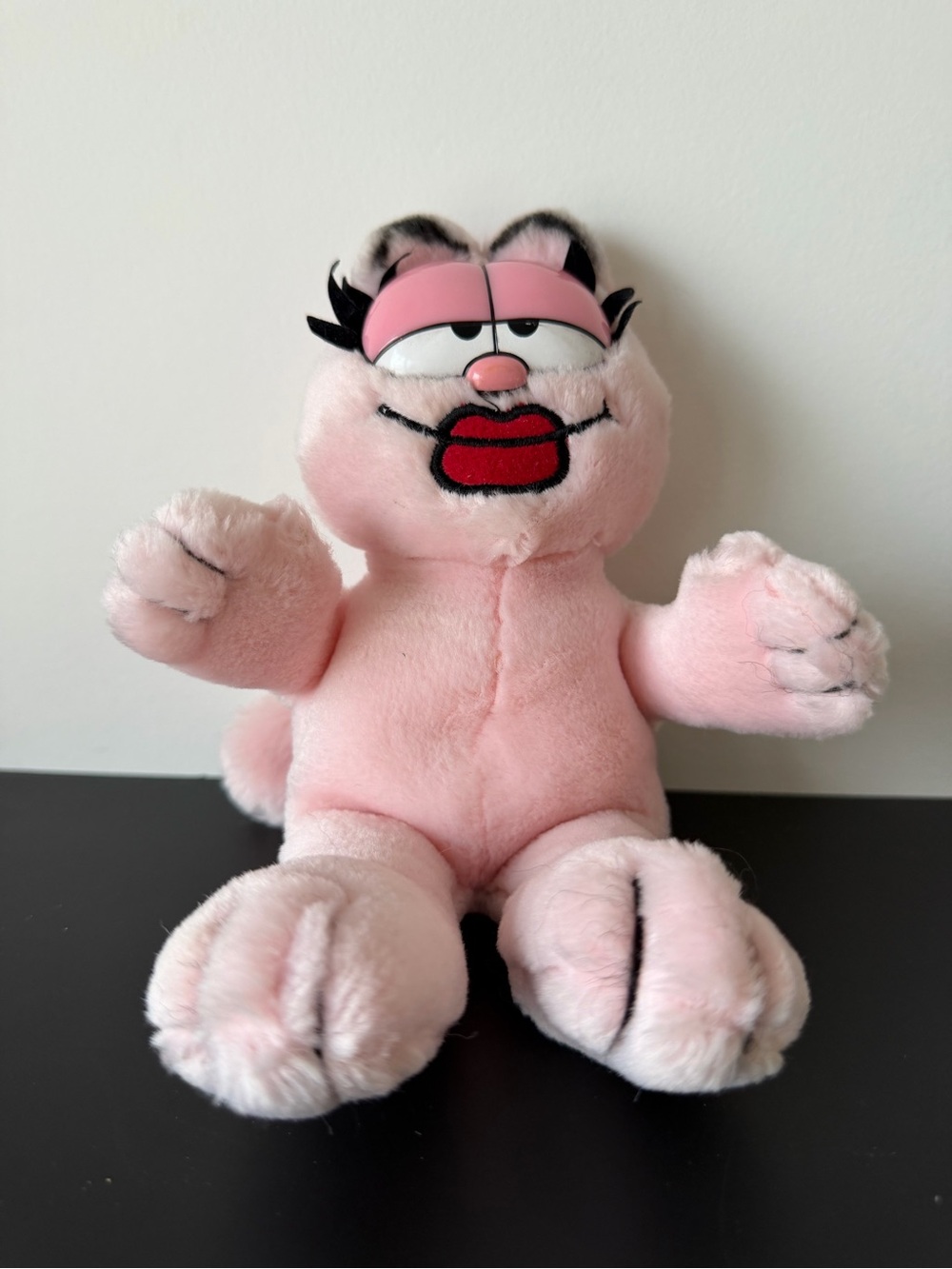 Vintage 1978 Fine Toy Co. Garfield - Arlene Plush